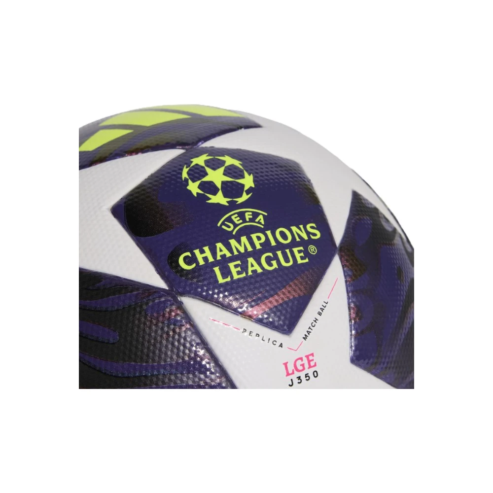 Adidas voetbal