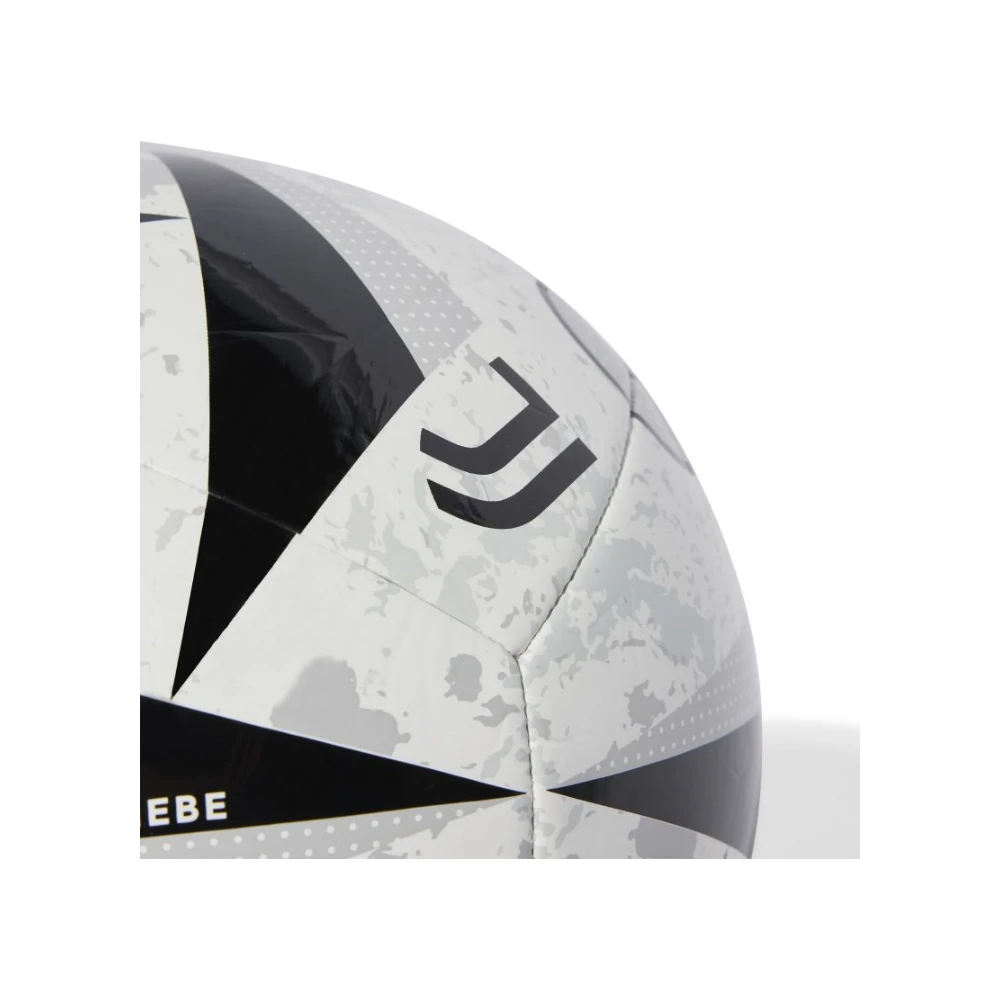 Adidas voetbal